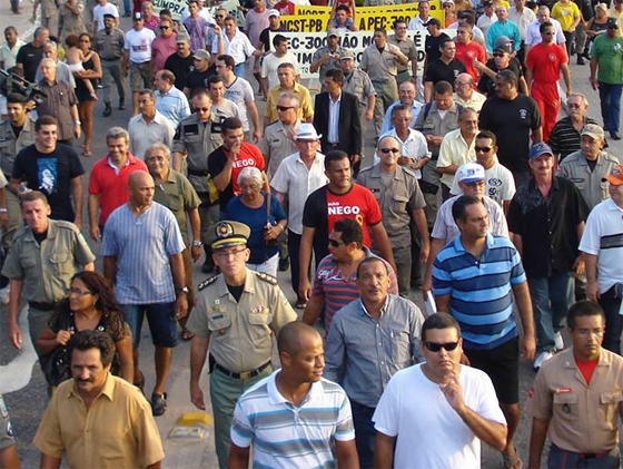 Coronel Jarlon no protesto