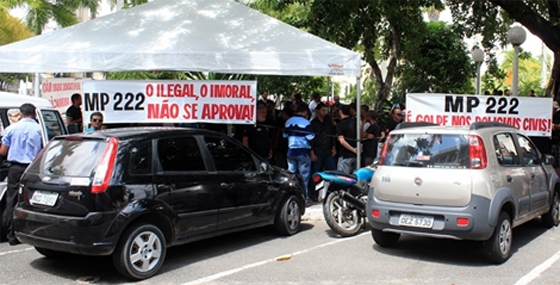 Policiais contra a MP 222