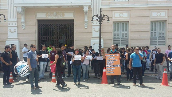 Tecnicos novo protesto