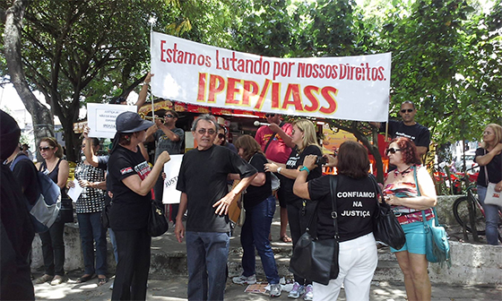 Servidores do Ipep protesto