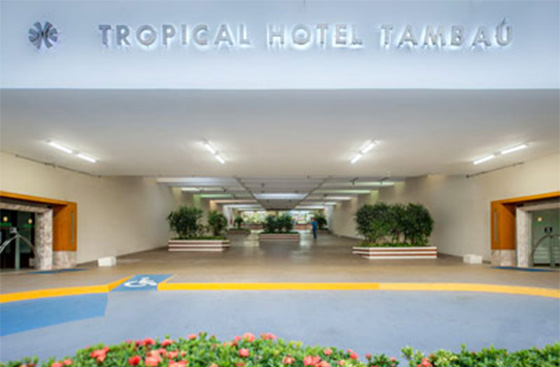 Hotel Tambau fachada