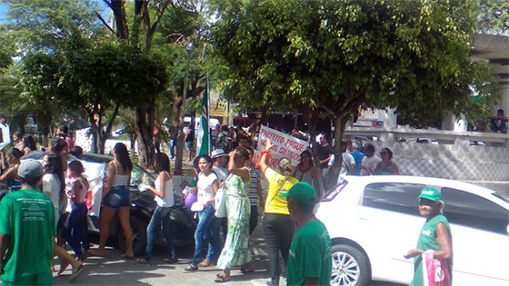 Santa Rita protesto servidores por atraso de salários 14jul2016