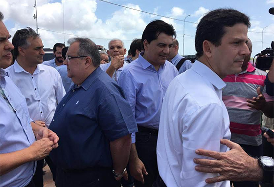 ministro-bruno-araujo-e-comitiva-visitam-viaduto-do-geisel2