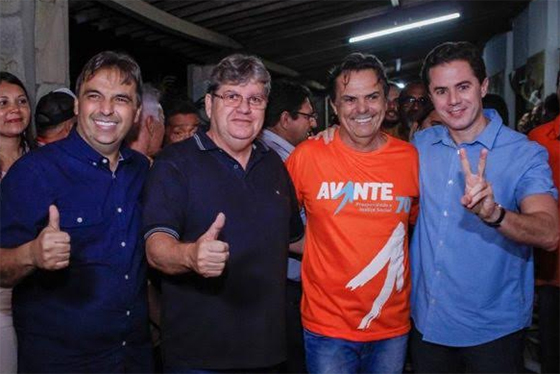 Genival com Azevedo e Veneziano em Campina mai2018